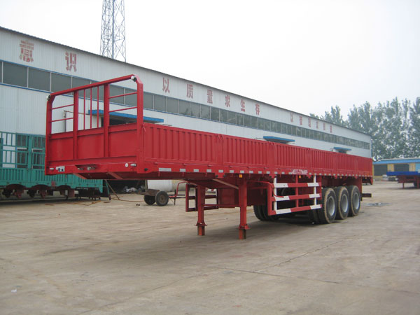仓栏式半挂车