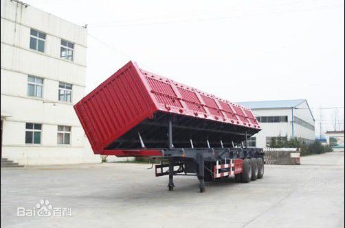 梁山半挂车